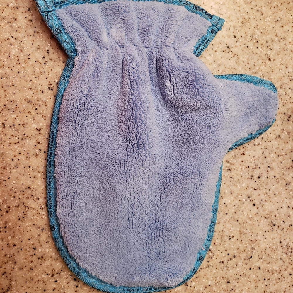 Norwex Blue Dusting Mitt NEW!